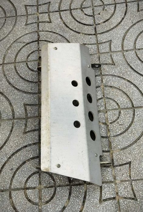 Diverso material Land Rover Defender