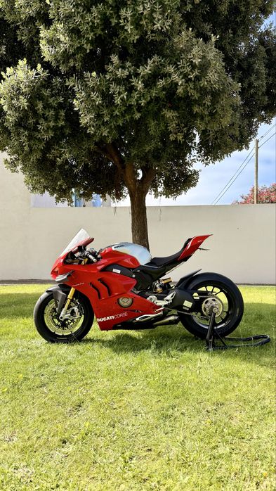Ducati panigale v4 r