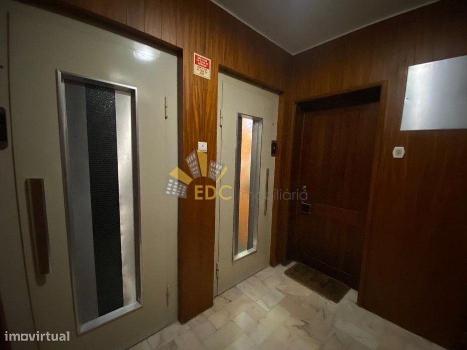Apartamento T3 com suíte no Monte do Estoril | Excelente potencial ...