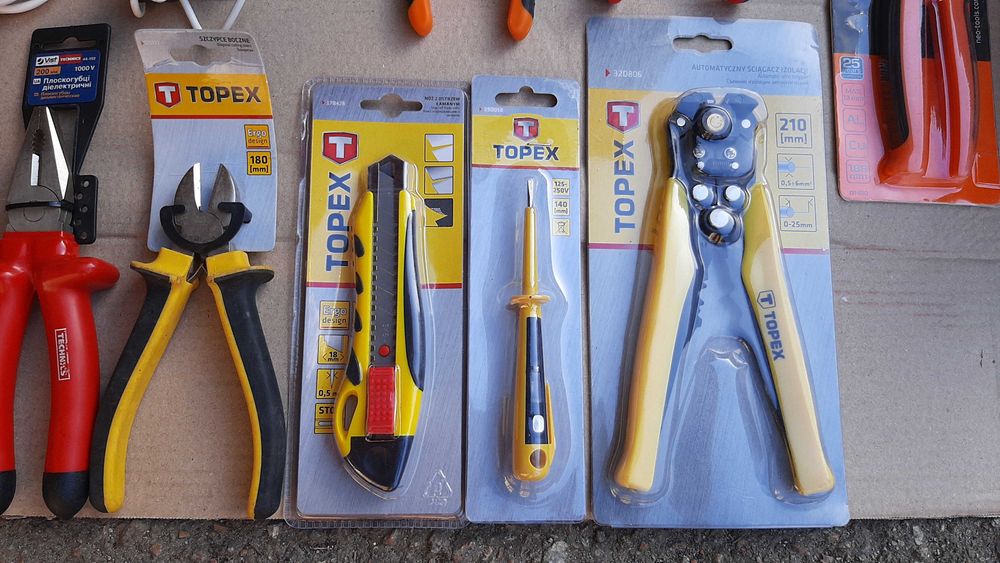 Інструмент діелектричний для електрика до 1000V