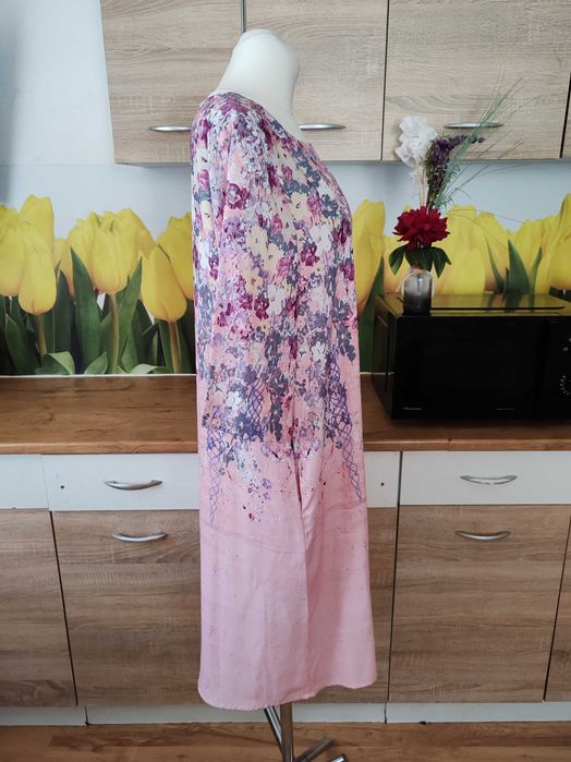 Lekka ciekawa sukienka rozmiar 44 poliester, śliczny print