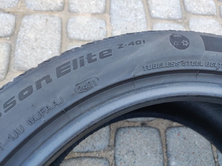 235.45.17 Dwie opony Wielosezonowe Goodride dot 2021