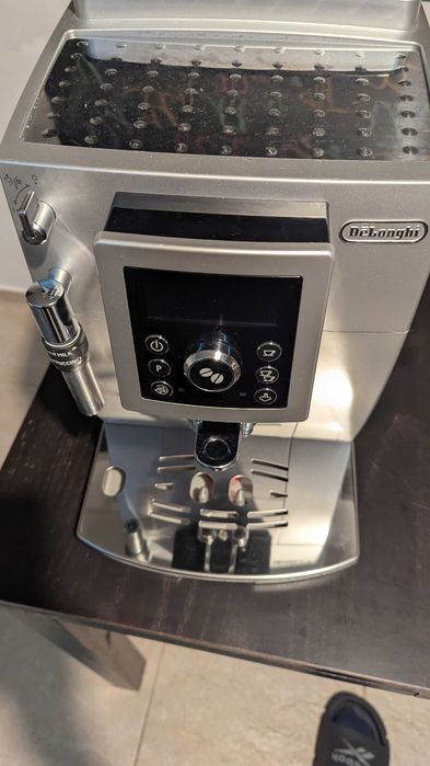 Ekspres do kawy Delonghi ecam 23.420 sw