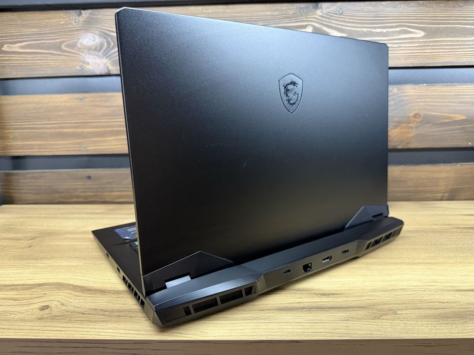 MSI Vector GP66HX  RTX3070Ti 8GB 15,6" 2K 165Hz i7-12890HX/16GB DDR 5/M2 1TB /8%