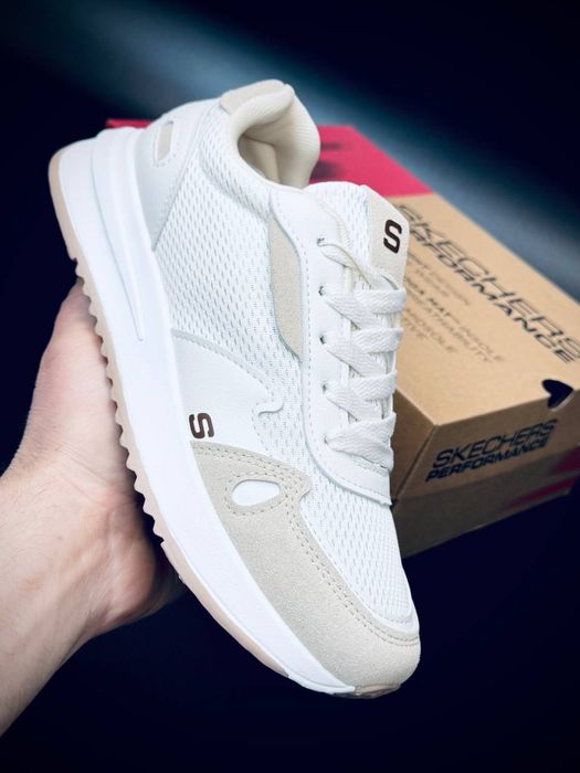 Жіночі кросівки skechers Performance бежеві кросовки скечерс/скечирс
