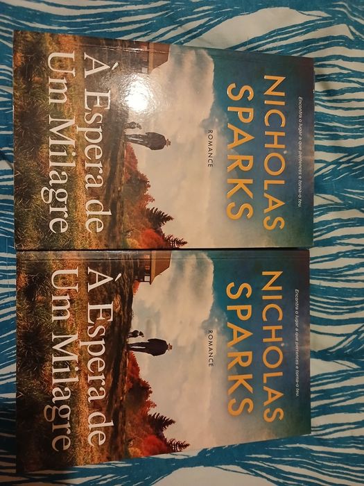 Livro Nicholas Sparks "À Espera de um milagre"