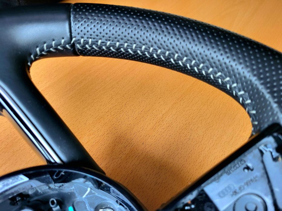 Kierownica Audi A4 B9 A5 S LINE Multifunkcja Jak nowa !