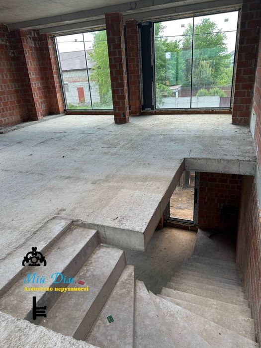 Продам таунхаус в Петропавлівській Борщагівці БЕЗ КОМІСІЇ