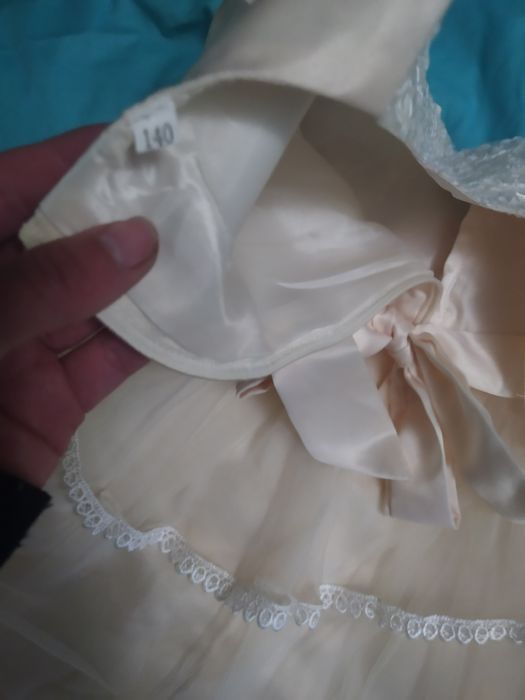 Продам дитяче платячко і футболку.