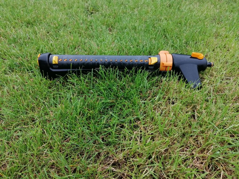 Zraszacz wahadłowy on/off Fiskars