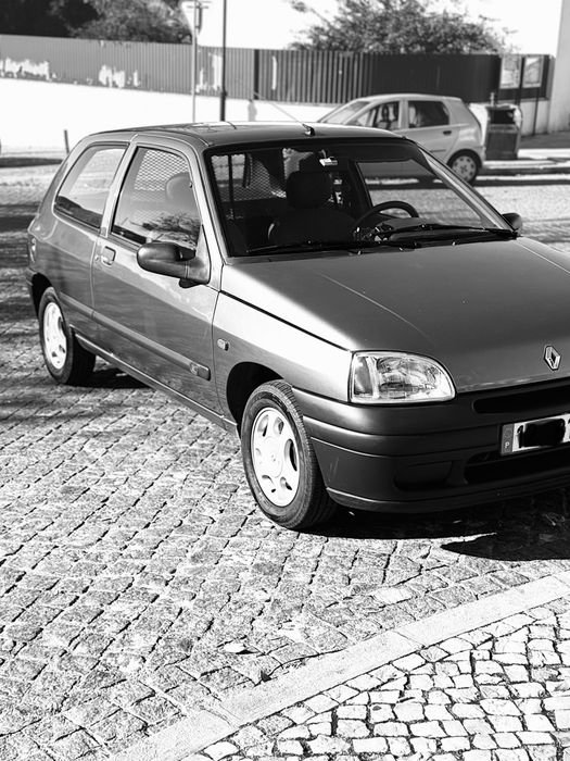 Renault Clio 1.9 diesel van