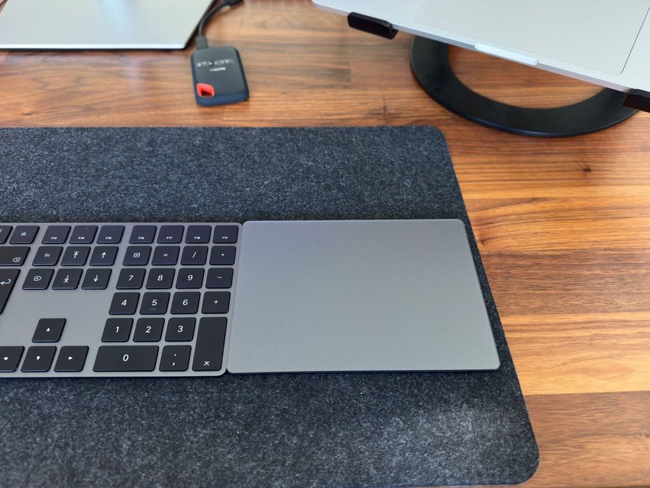 MacBook Pro 16'' | Core i9 2.3 | AMD 5600M | 1TB + EXTRAS