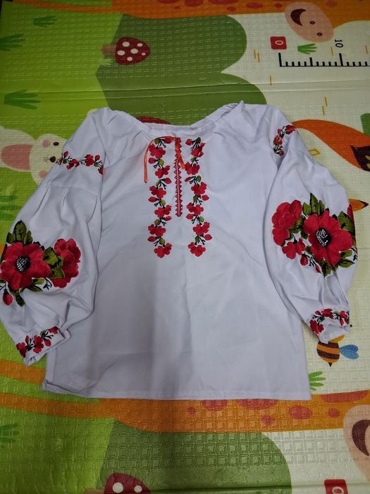 Продам очень красивую вышиванку