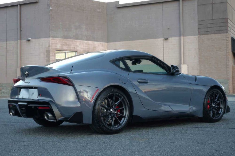 Toyota Supra      2022