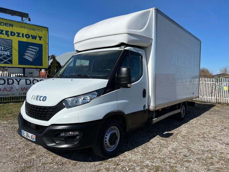 Iveco 35s14 Kontener+Winda  Iveco 35s14 Kontener+Winda 2022 Rok
