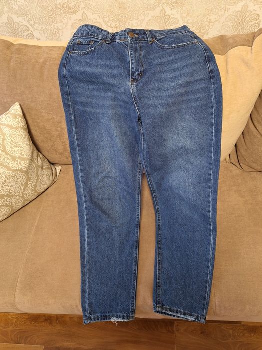 Джинси, стан нових. Р.33