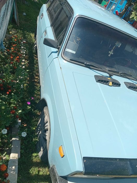 Продаж автомобіля четвірка з документами