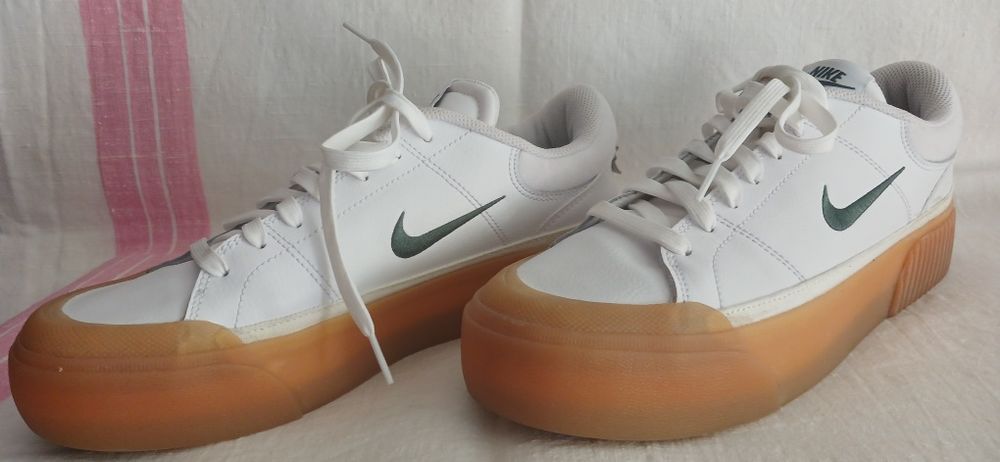 Шкіряні кеди-кросівки NIKE р42