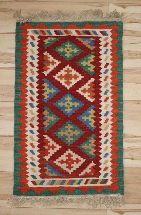 Ręcznie tkany kilim z Iranu 60x100 cm – wełna, etniczny