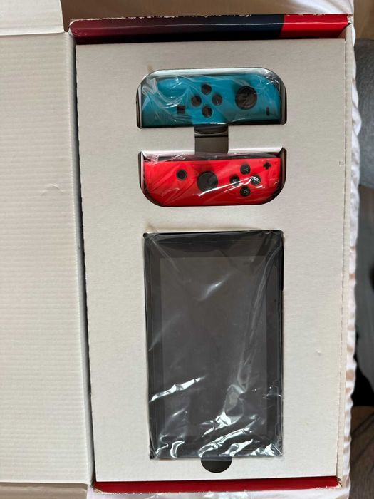 Nintendo Switch com diversos acessórios