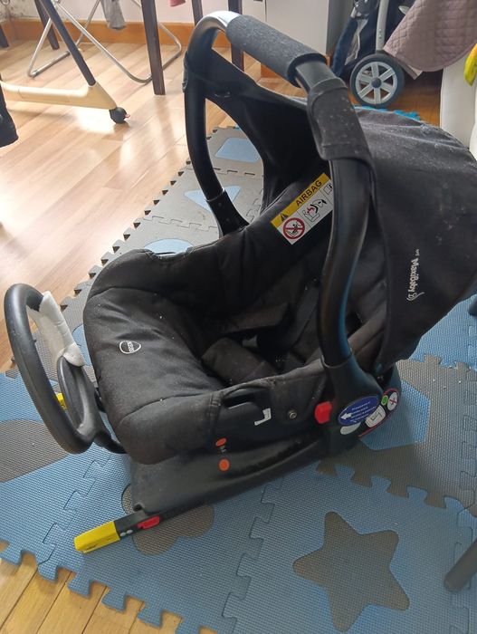 Cadeira Auto MAXIBABY com base ISOFIX