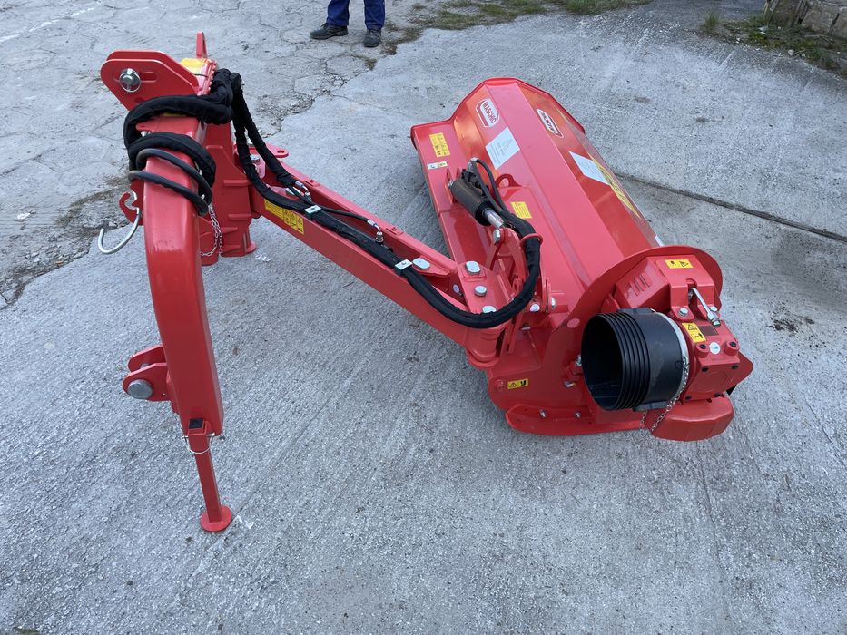 Mulczer bijakowy tylno - boczny marki GASPARDO MASCHIO GIRAFFA  L