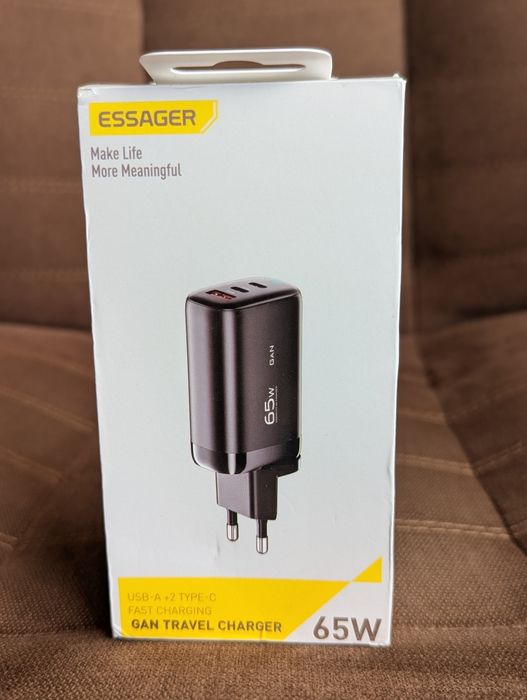 Зарядний пристрій Essager Gan Travel Charger 65W