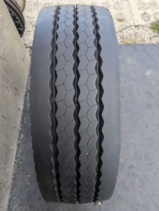 265/70R19.5 Bridgestone R-Trailer 001 naczepa