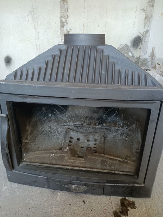 Kominek/koza/piec do zabudowy używany