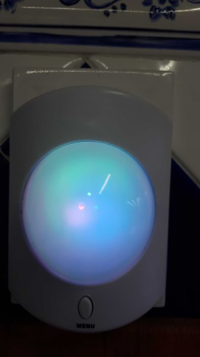 Luz de presença com cores