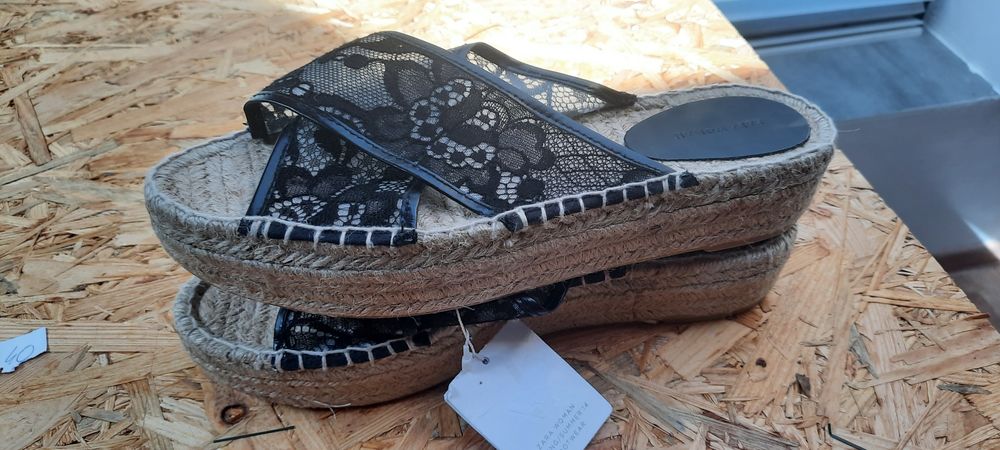 Klapki na platformie Zara 41