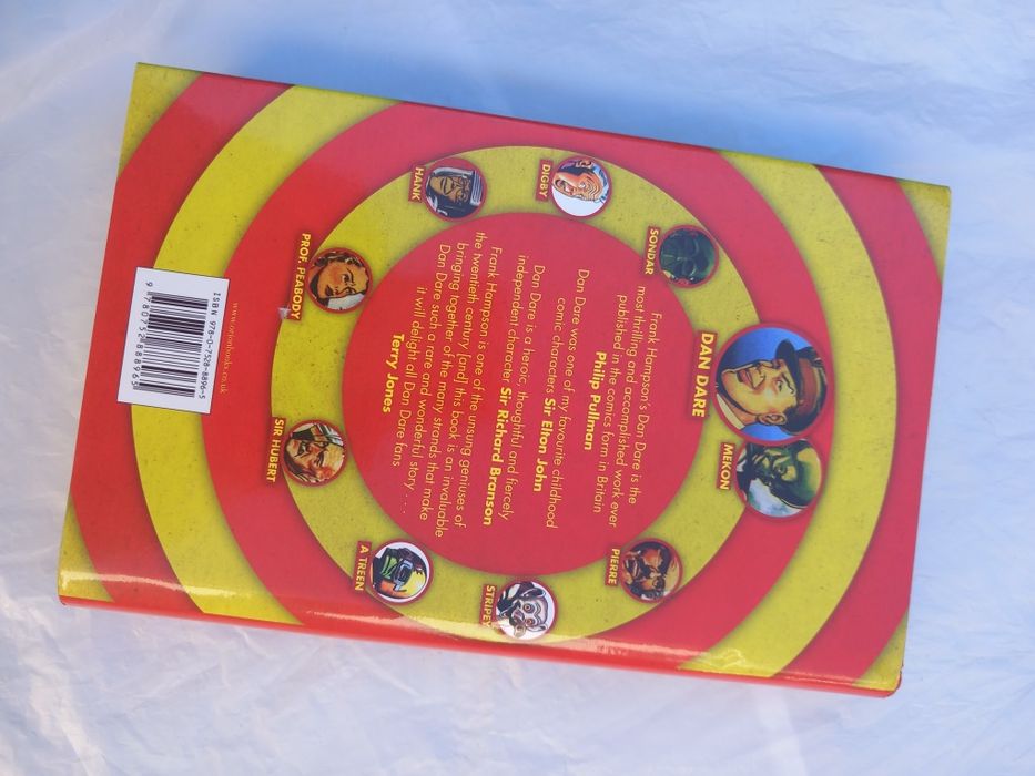 DAN DARE - Biografia Herói BD
