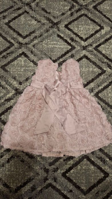 Сукня для дівчинки