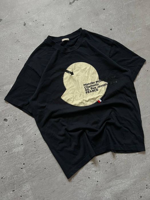 Футболка Moncler