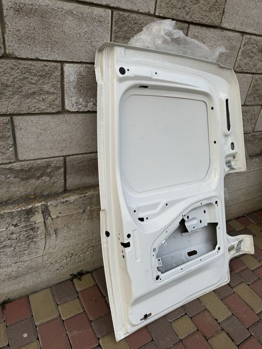 proace city задні ліві двері partner berligo combo