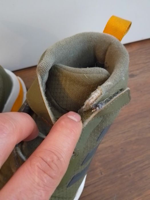 Buty Adidas Fortarun All Terrain, GZ2199, rozmiar 35
Logo adidas