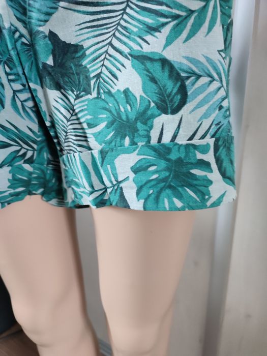 Szorty damskie firmy Janina roz Xl, miętowe, zielone liście i monstery