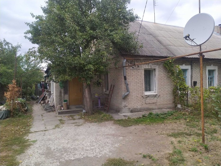 часть дома 1\3 на правом берегу 60м"