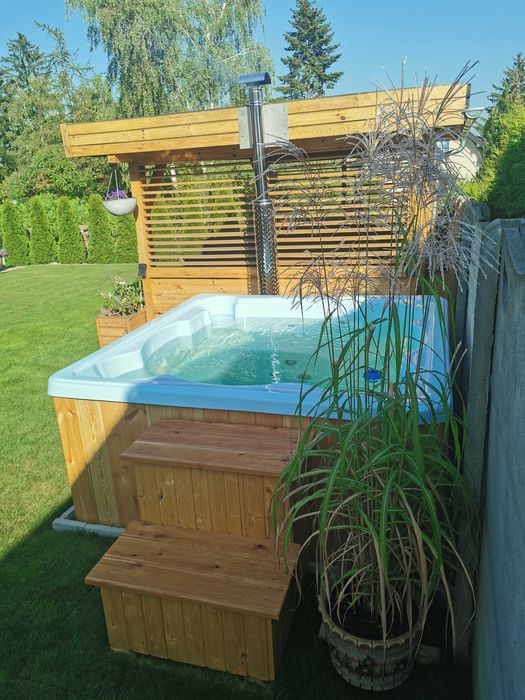 Jacuzzi gorąca beczka piec w komplecie pokrywa hydromasaż transport