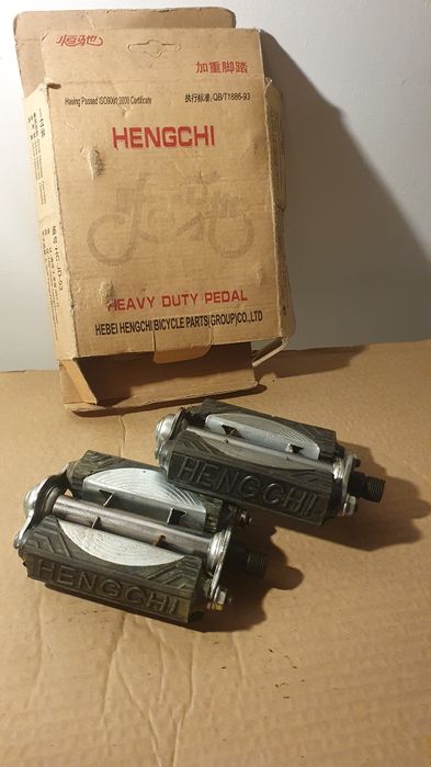 NOWE Pedały rowerowe retro solidne Hengchi z gumą