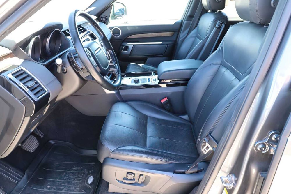 Land Rover Discovery      2017