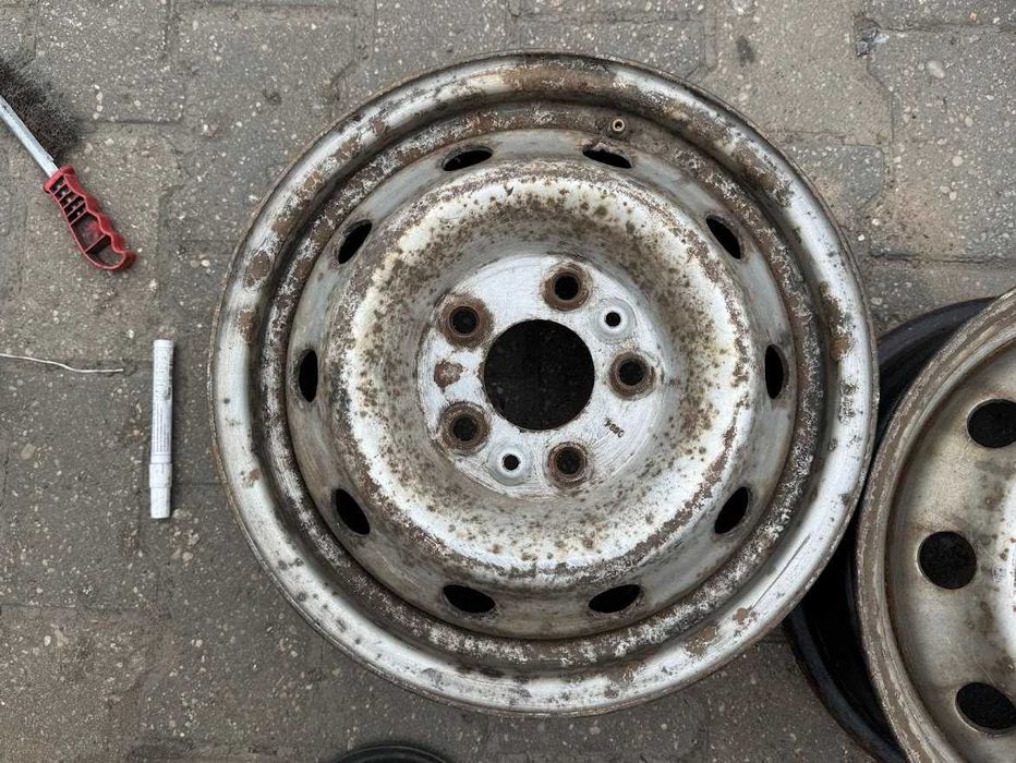 Диск залізний штамповка R15 5 118 Dia 71.1 мм ET68 Fiat Ducato Peugeot Boxer Citroen Jumper