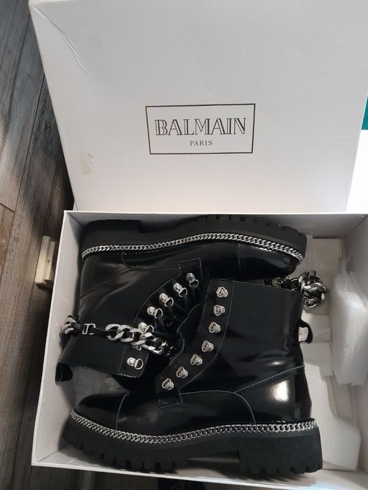 Продам ботинки зимние.