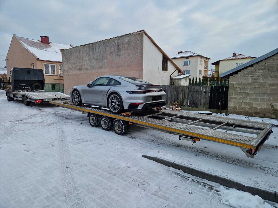 Transport międzynarodowy na lawecie samochodów Niemiec Belgii Holandii