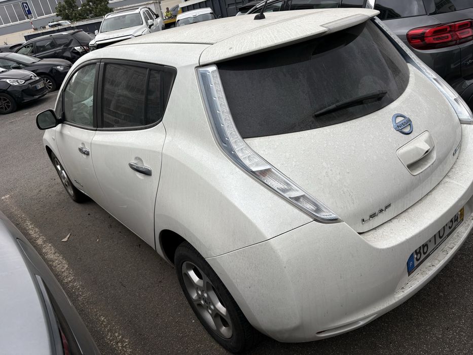 Salvado Nissan Leaf 24 kWh (9 barras)