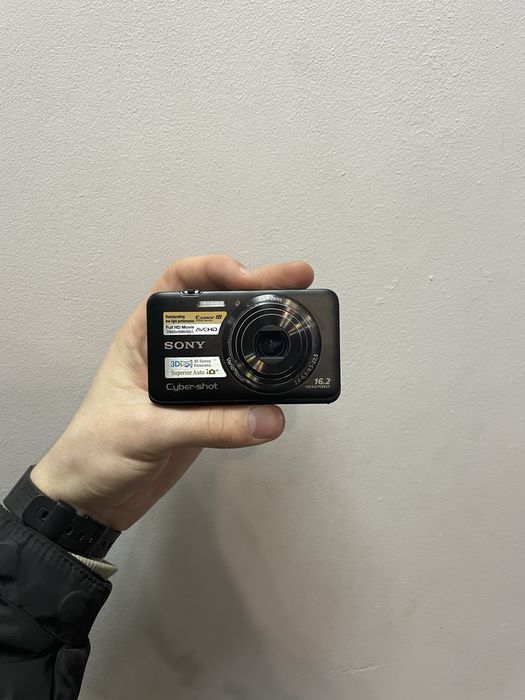 Sony Cyber-shot DSC-WX7