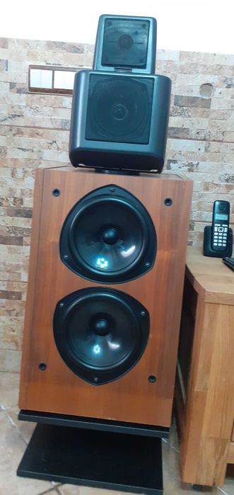 Colunas KEF 105.4