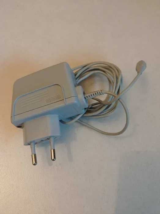 Alimentador Nintendo Ds 4.6v 900ma