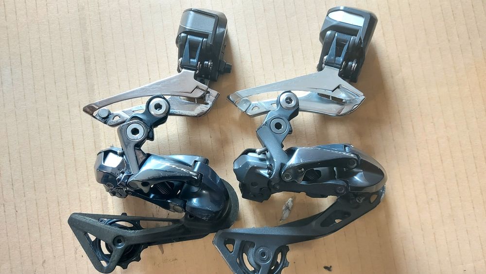 Desviadores Shimano Dura.ace e Ultegra Di2 11velocidades