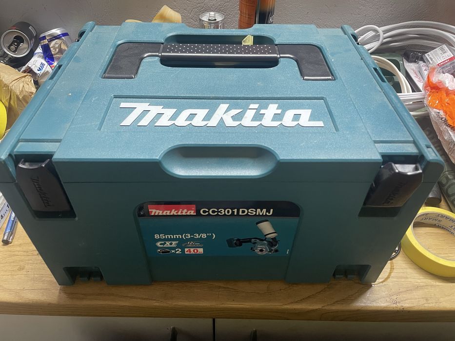 Makita CC301DSMJ przecinarka do płytek i szkła diamentowa